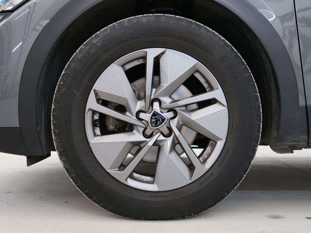 Peugeot 408 - 10
