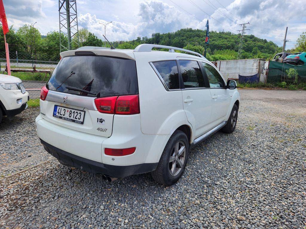 2009 Peugeot 4007 - 9
