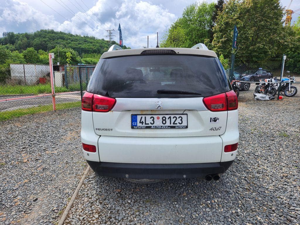 2009 Peugeot 4007 - 8