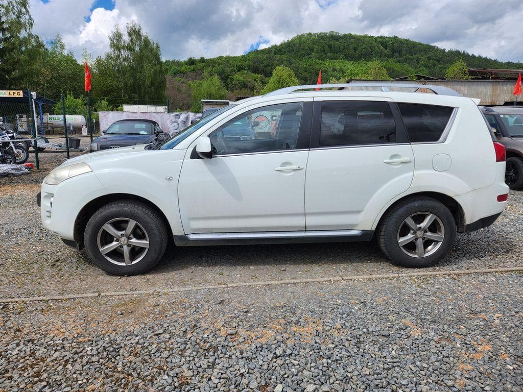 2009 Peugeot 4007 - 4