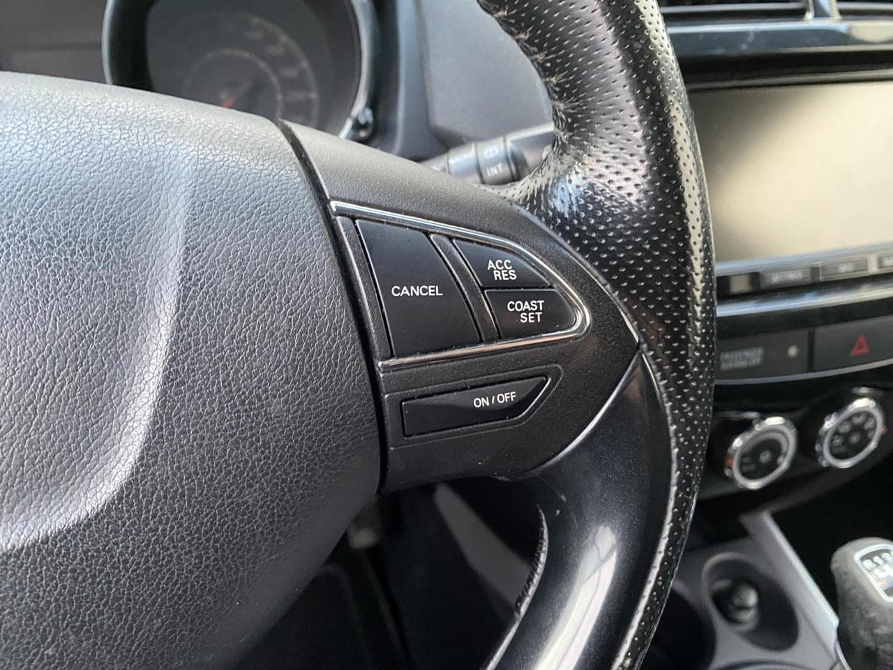 2016 Peugeot 4008 - 13