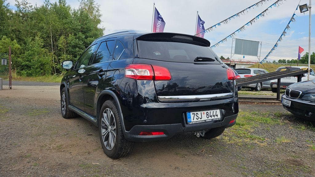 2012 Peugeot 4008 - 5