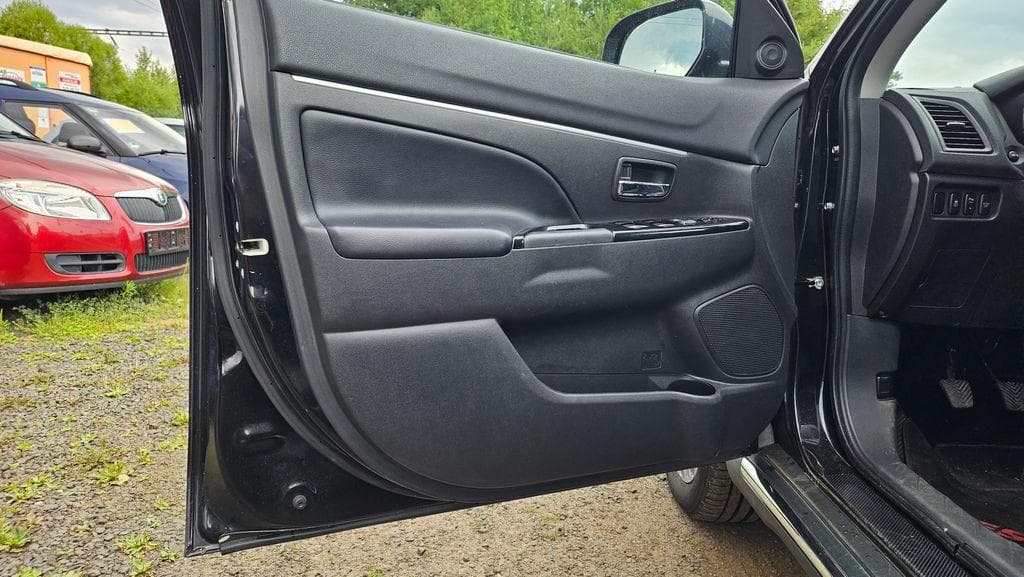 2012 Peugeot 4008 - 13