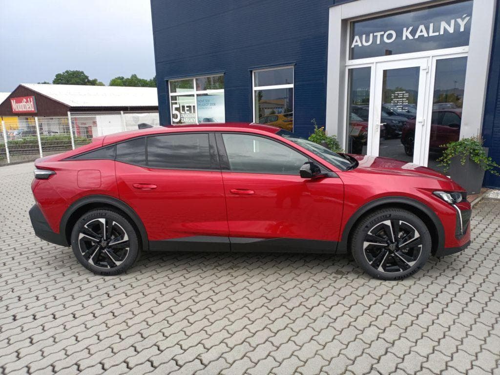 2023 Peugeot 408 - 8
