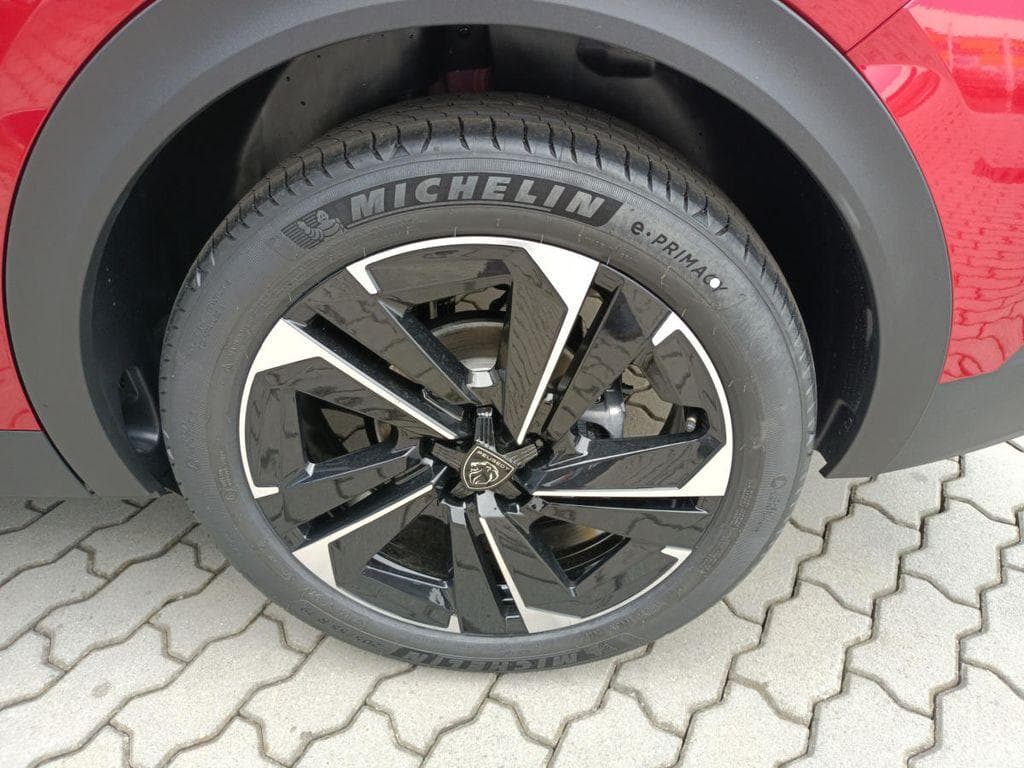2023 Peugeot 408 - 13