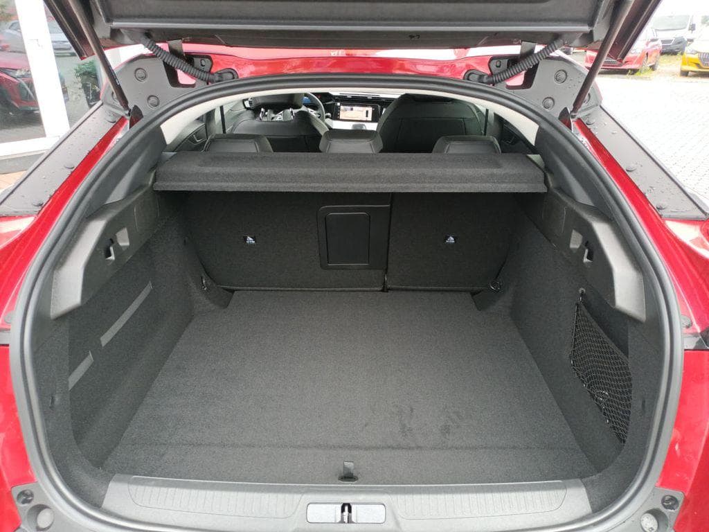 2023 Peugeot 408 - 5