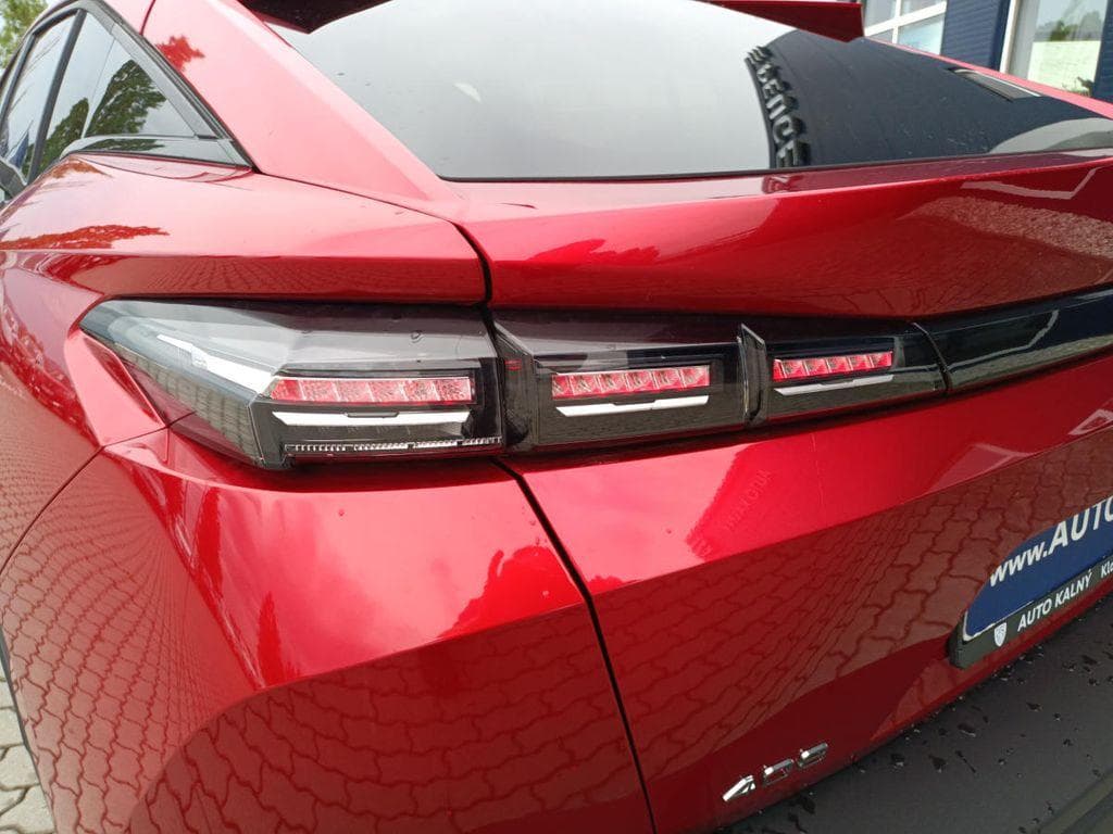 2023 Peugeot 408 - 19