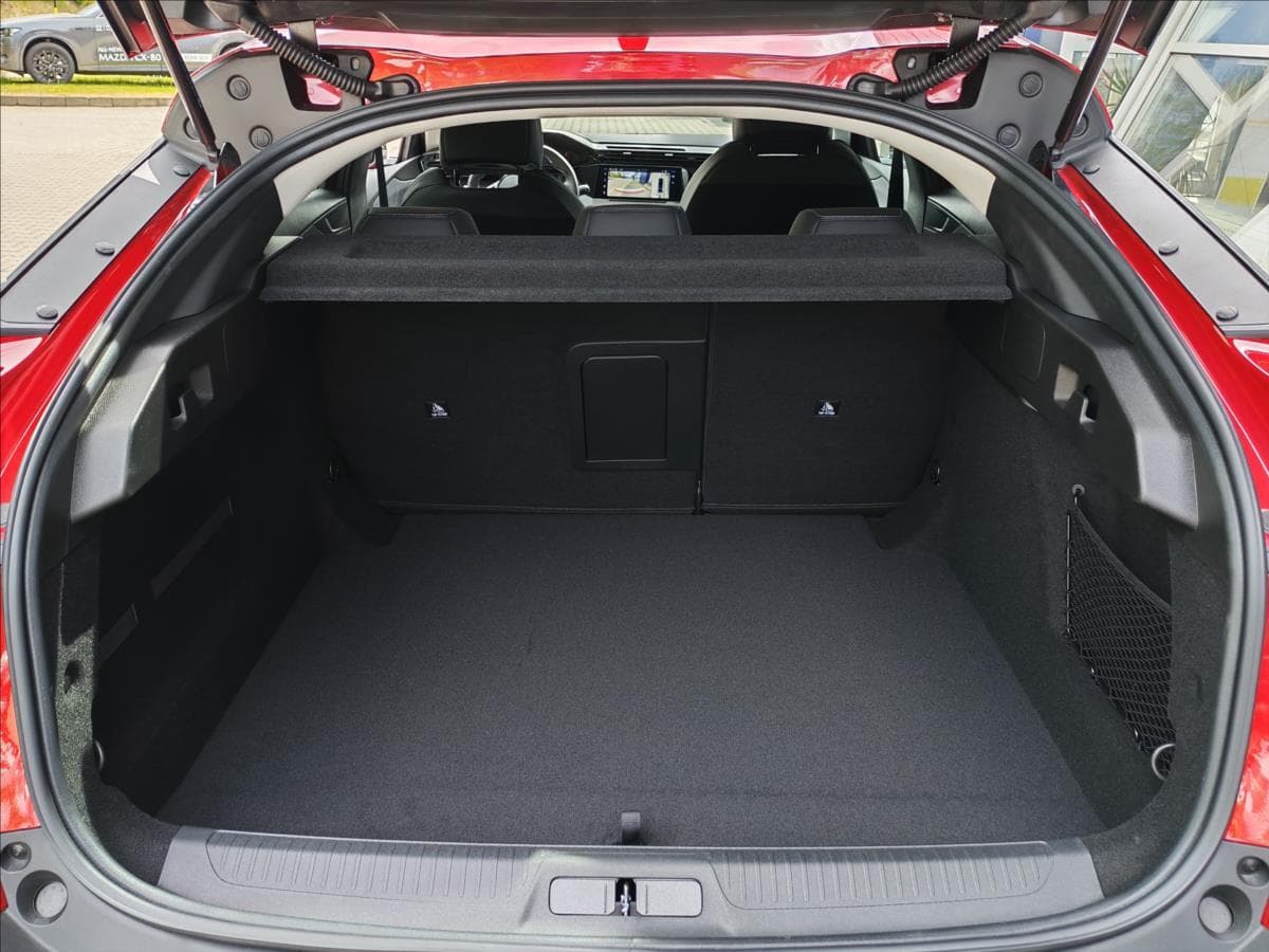 2026 Peugeot 408 - 12
