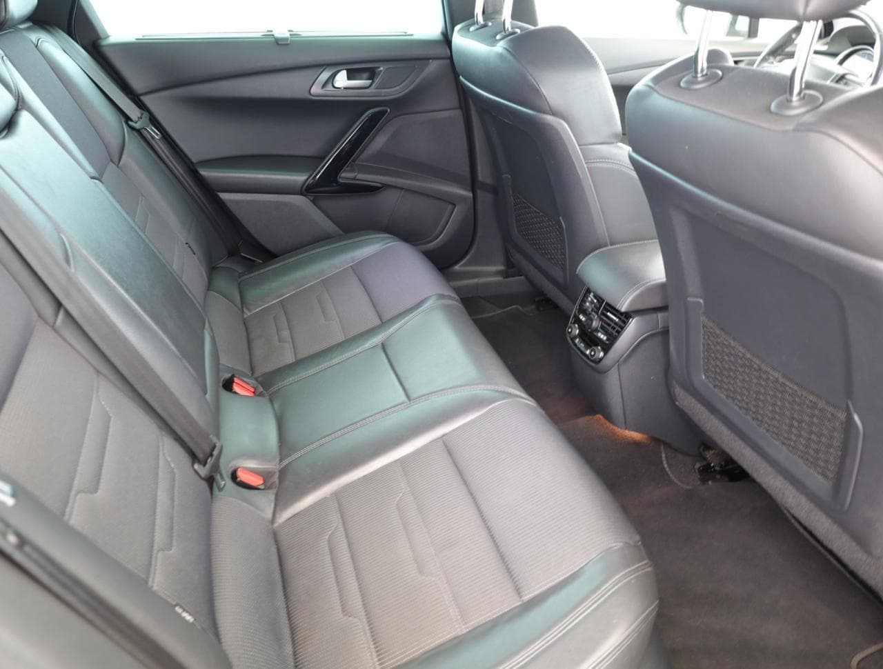 2012 Peugeot 508 - 11