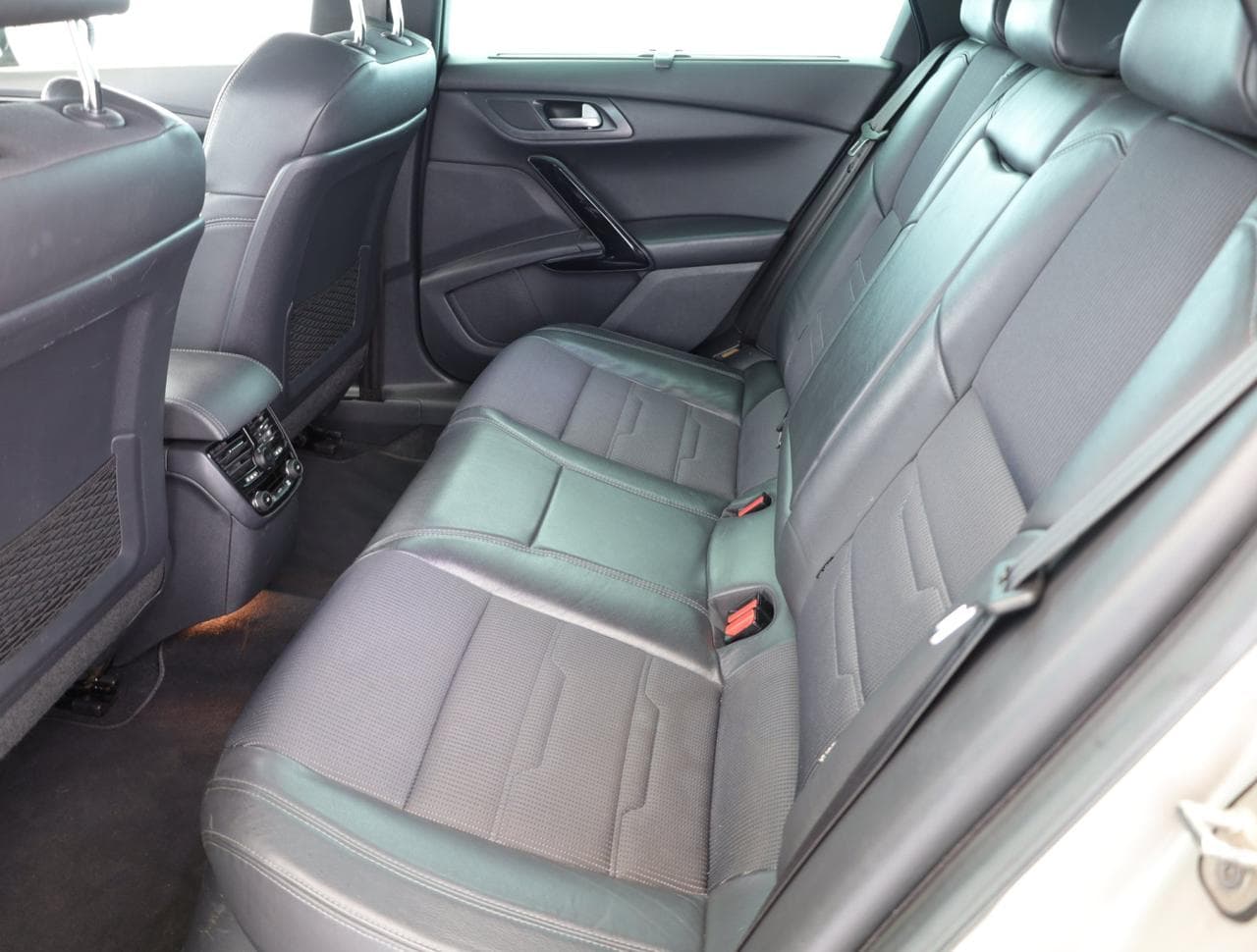 2012 Peugeot 508 - 12