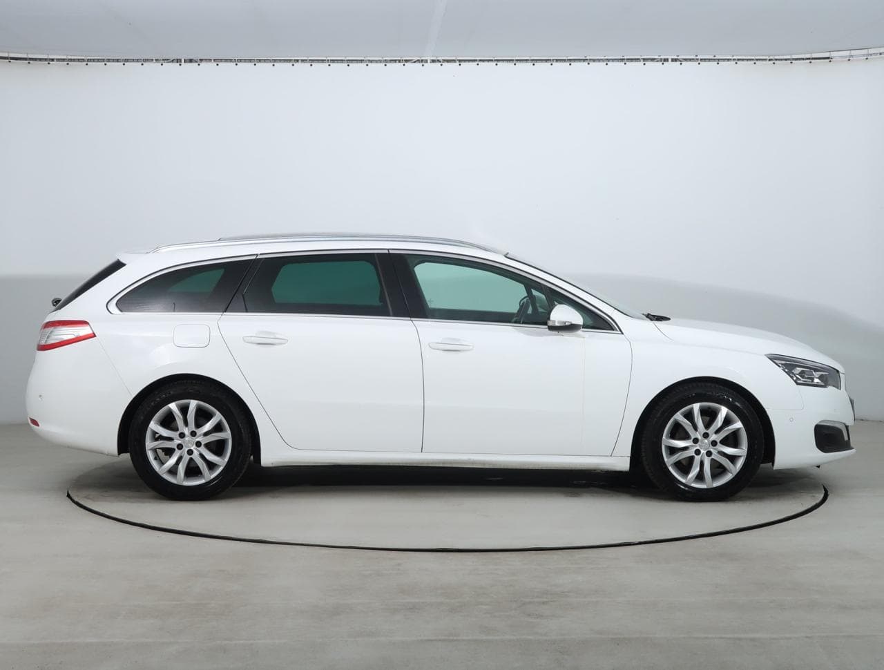 2016 Peugeot 508 - 15