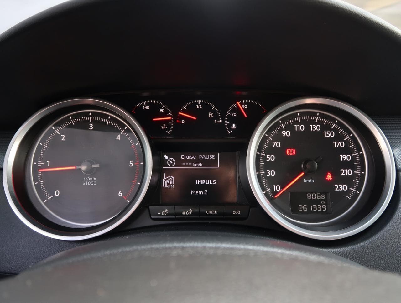 2016 Peugeot 508 - 32