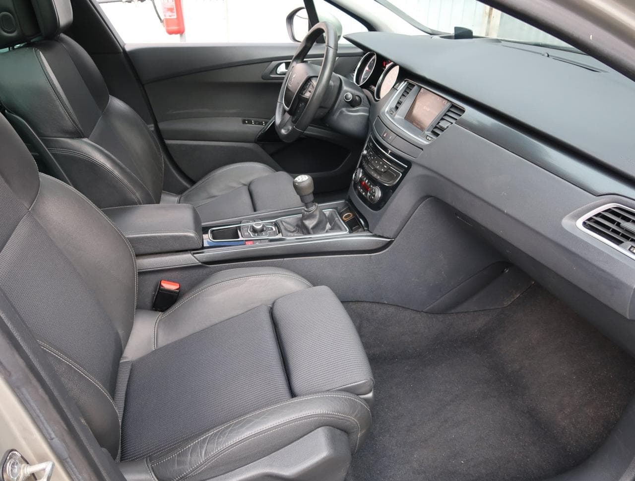 2011 Peugeot 508 - 21