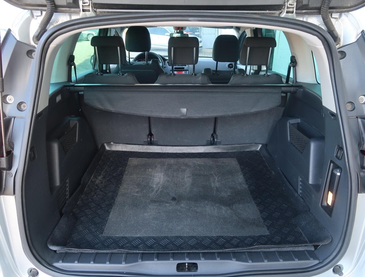 2013 Peugeot 5008 - 19