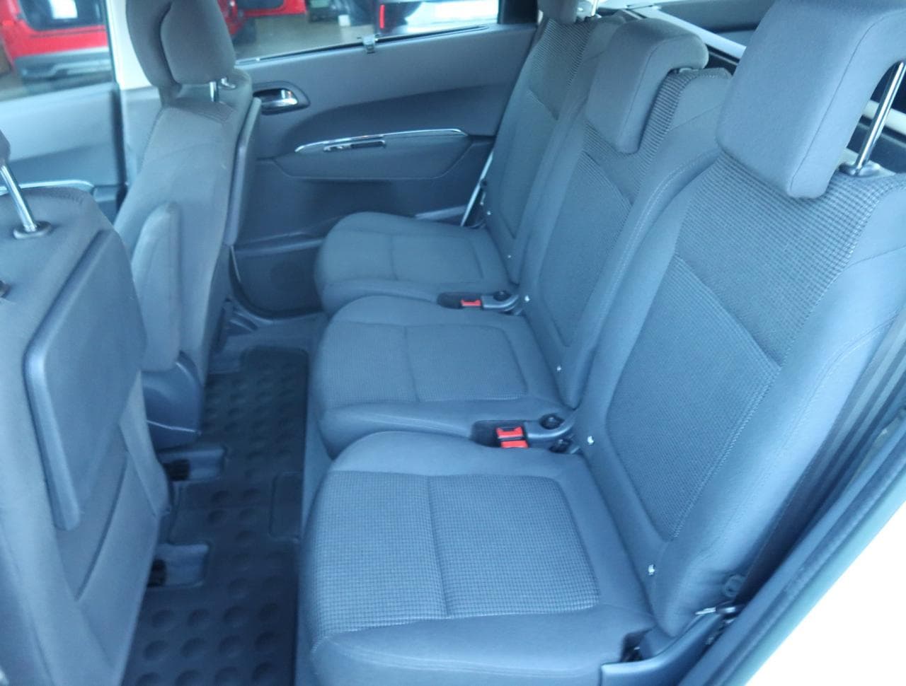 2014 Peugeot 5008 - 15