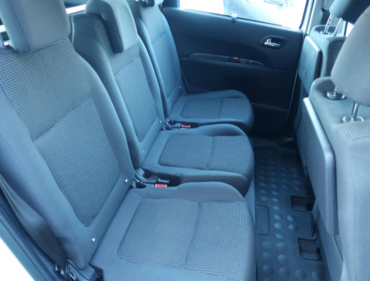 2014 Peugeot 5008 - 13