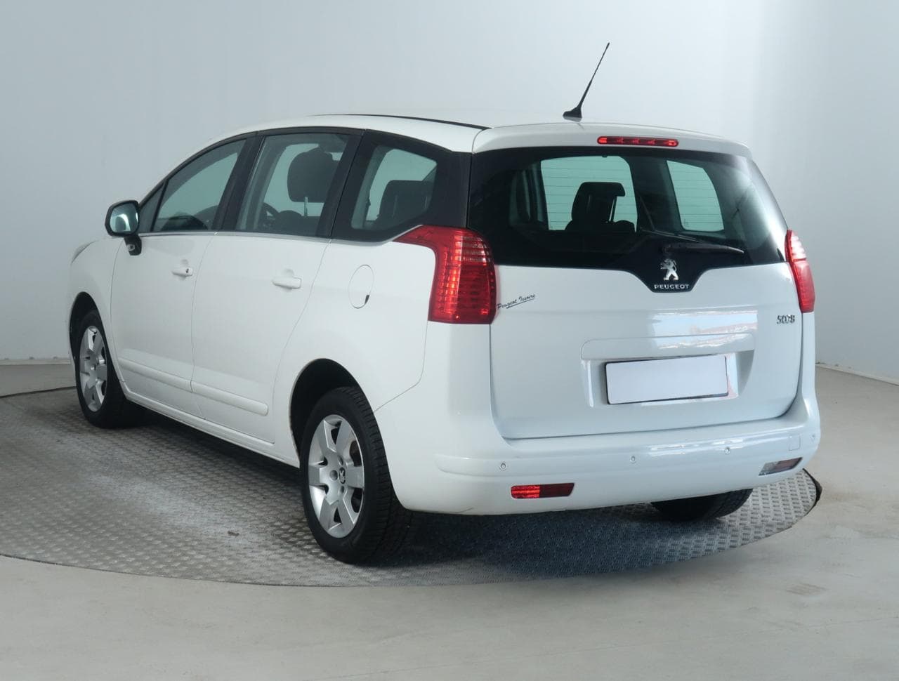 2014 Peugeot 5008 - 5