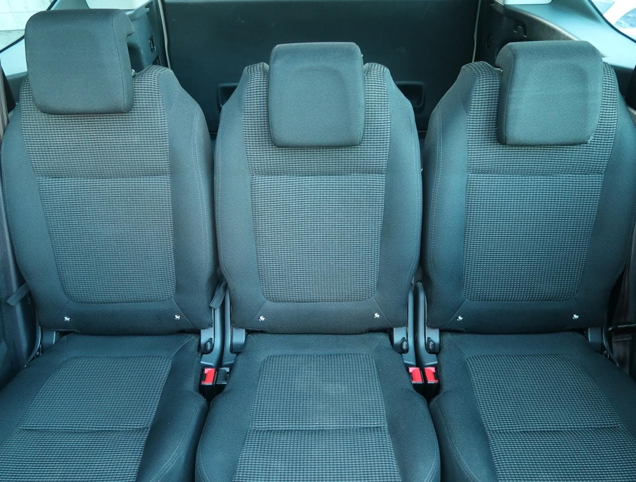 2011 Peugeot 5008 - 14