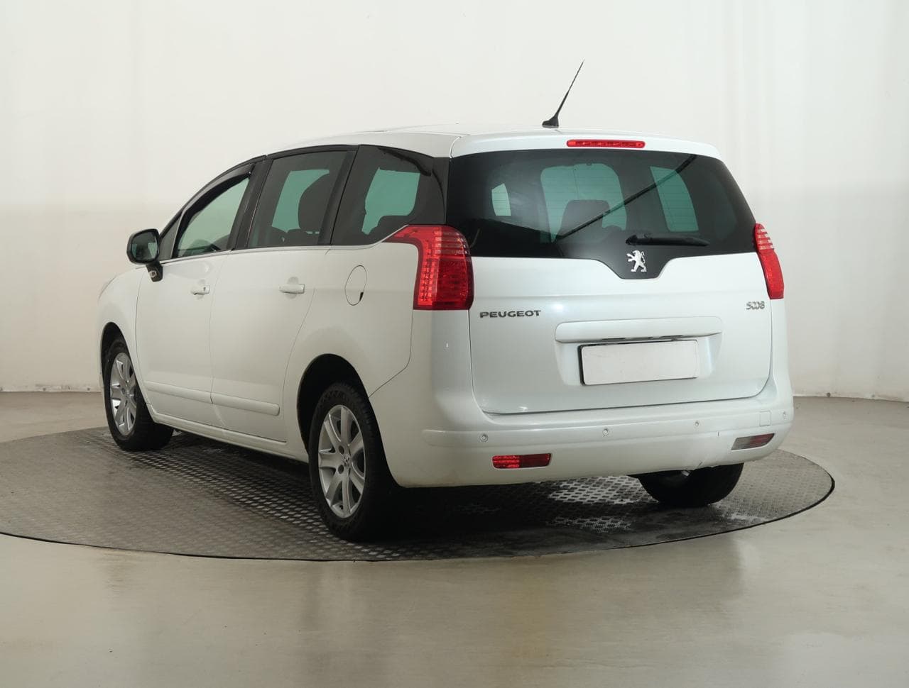 2011 Peugeot 5008 - 5