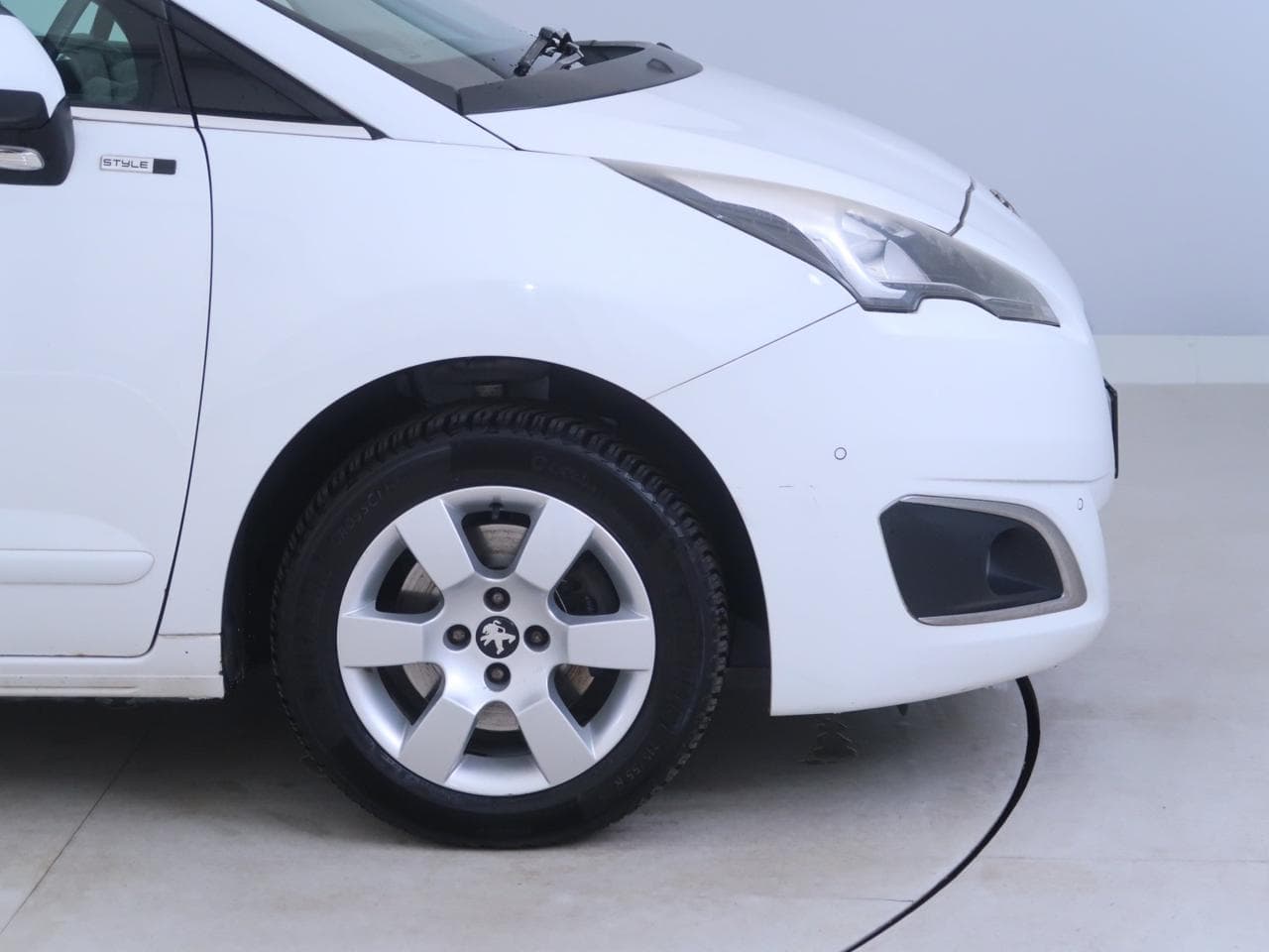 2016 Peugeot 5008 - 20