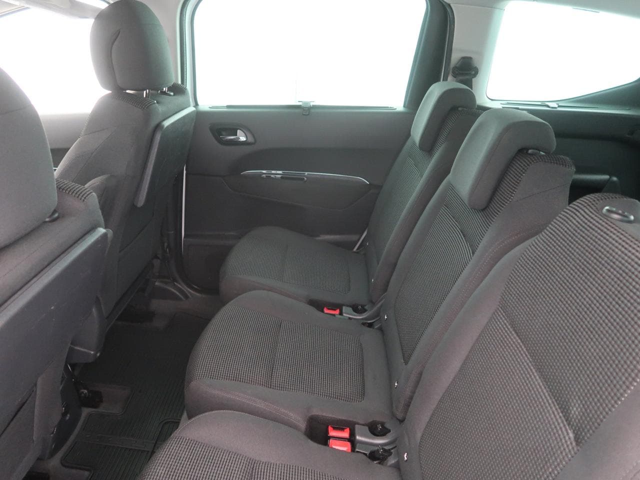 2016 Peugeot 5008 - 15