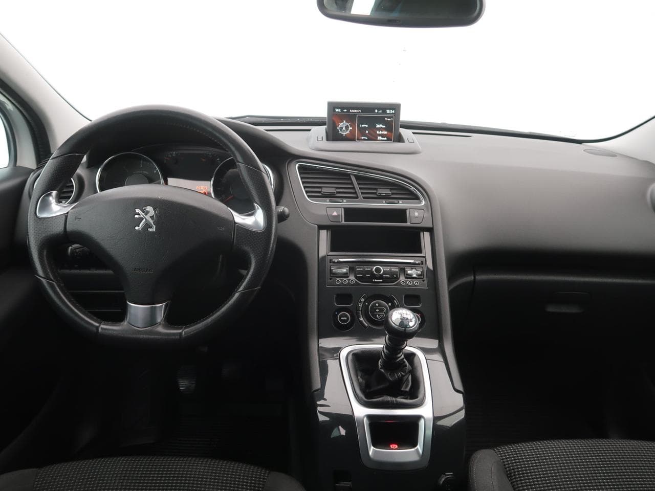 2016 Peugeot 5008 - 10