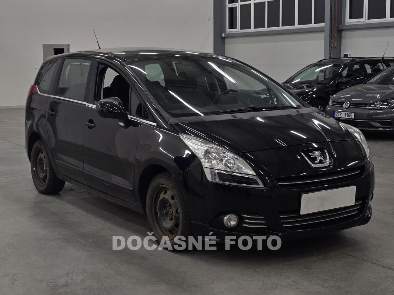 2012 Peugeot 5008