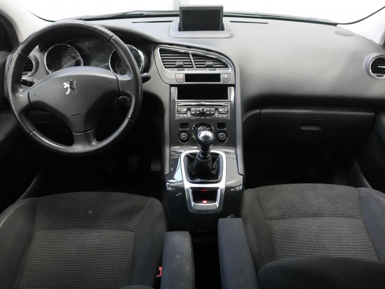 2012 Peugeot 5008 - 8