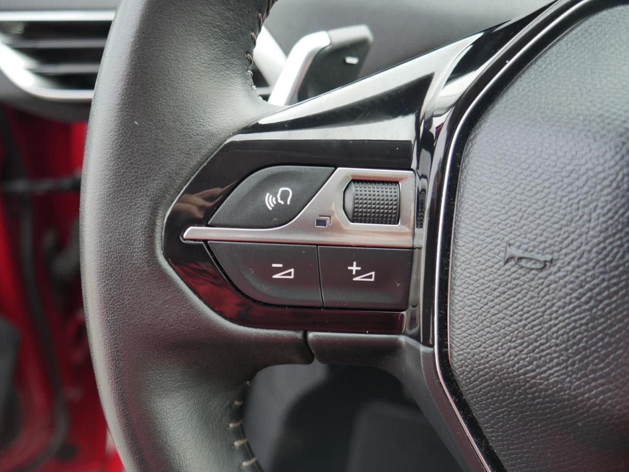 2022 Peugeot 5008 - 18