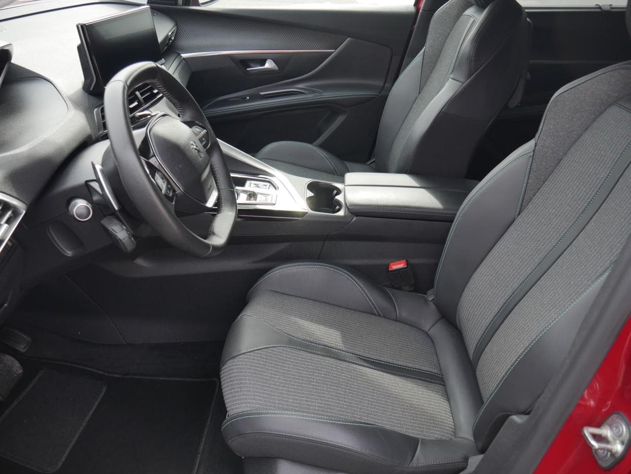 2022 Peugeot 5008 - 9