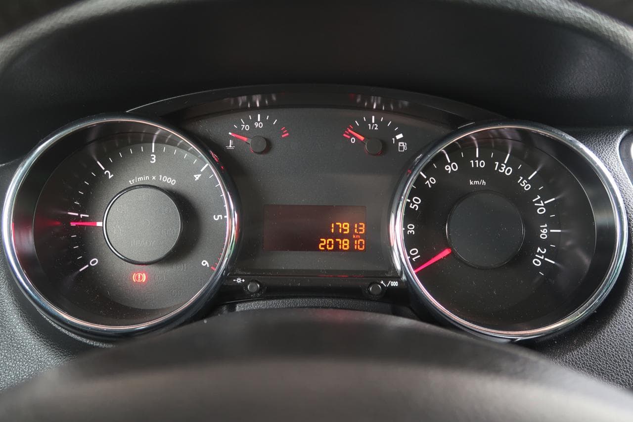 2015 Peugeot 5008 - 17