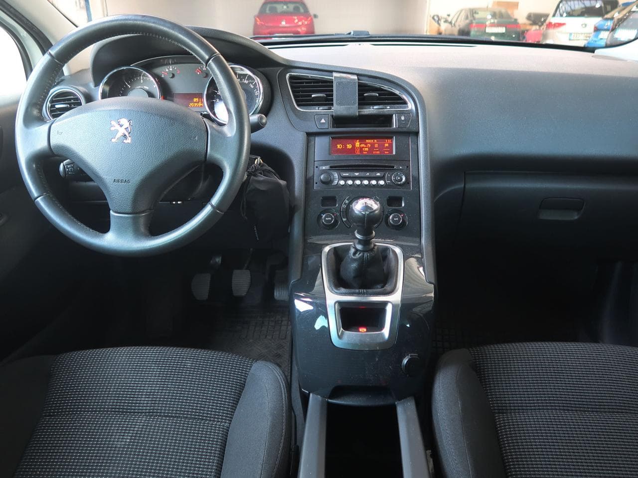 2014 Peugeot 5008 - 14