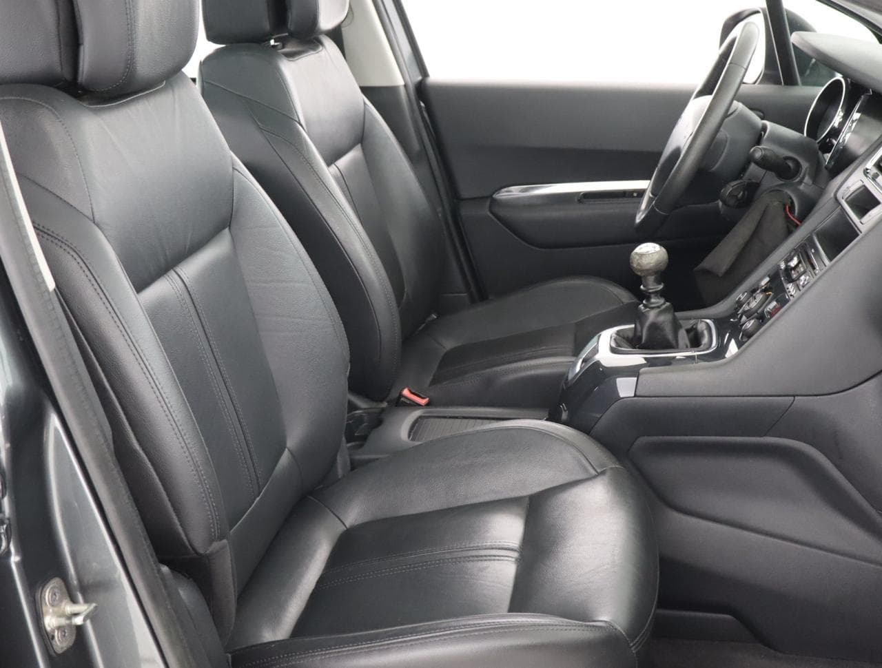 2012 Peugeot 5008 - 12