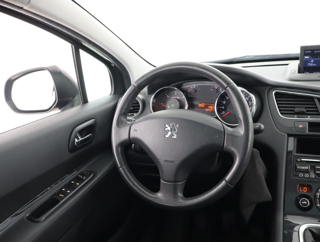 2012 Peugeot 5008 - 9