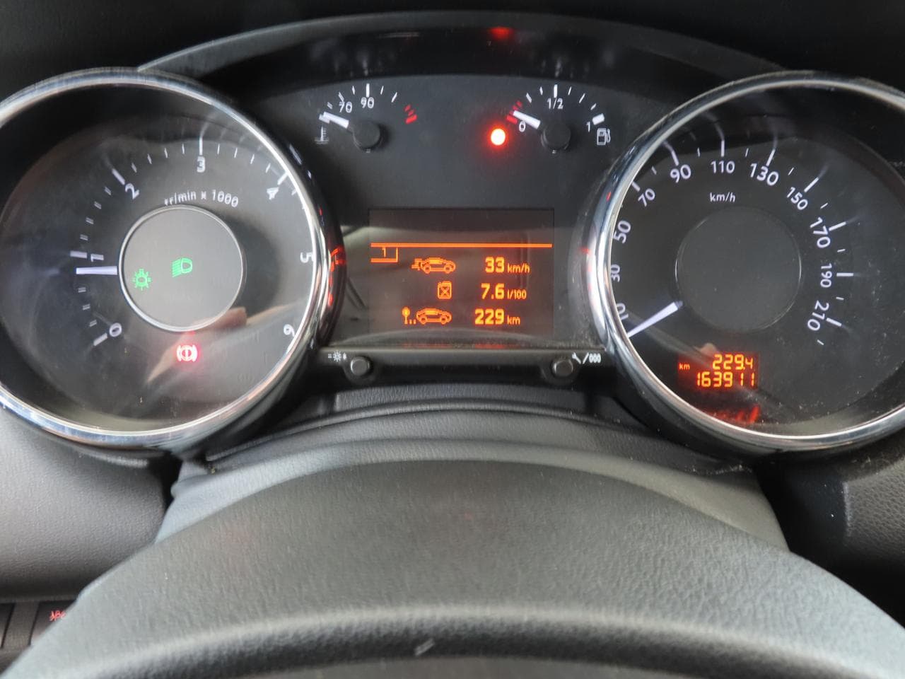 2015 Peugeot 5008 - 17