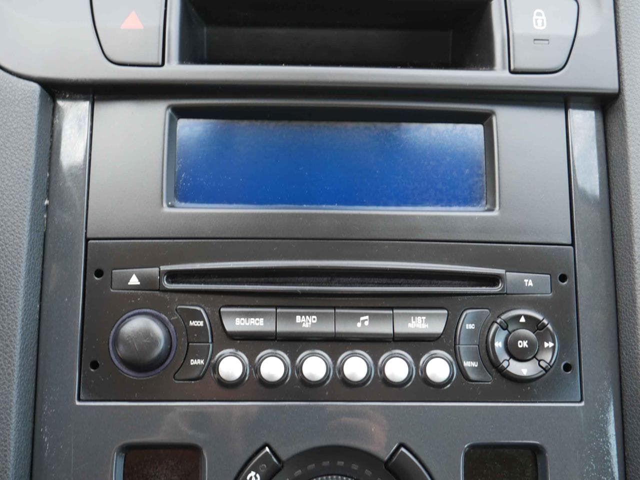 2012 Peugeot 5008 - 21