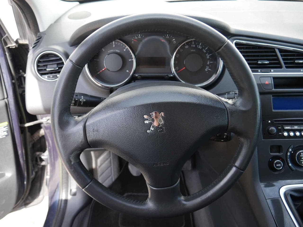 2012 Peugeot 5008 - 25