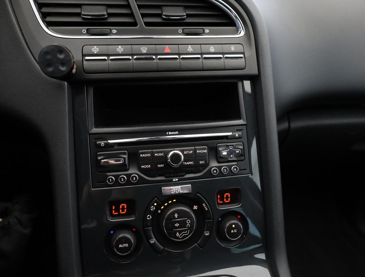 2011 Peugeot 5008 - 15