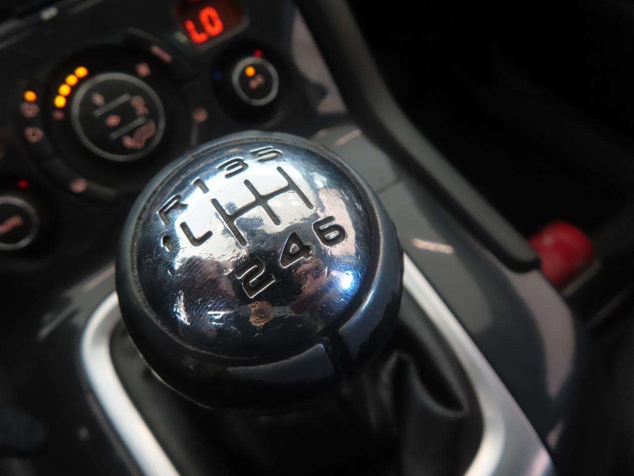 2011 Peugeot 5008 - 18