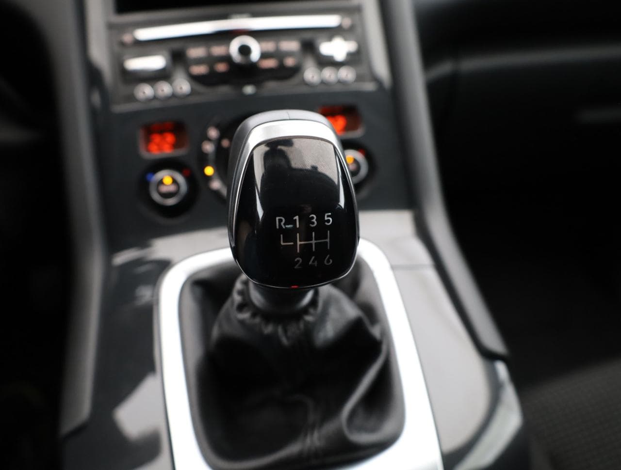 2011 Peugeot 5008 - 16