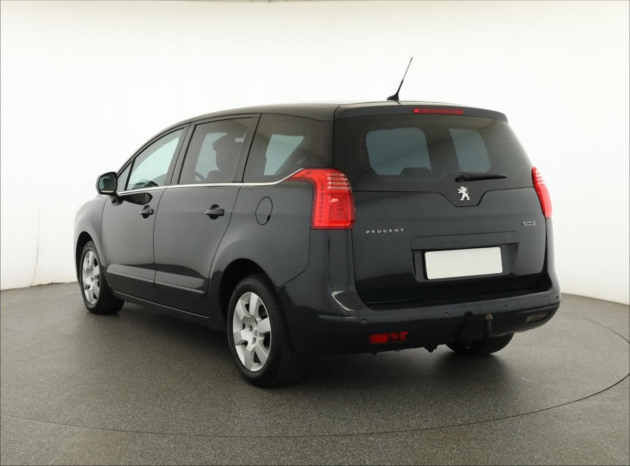 2011 Peugeot 5008 - 5
