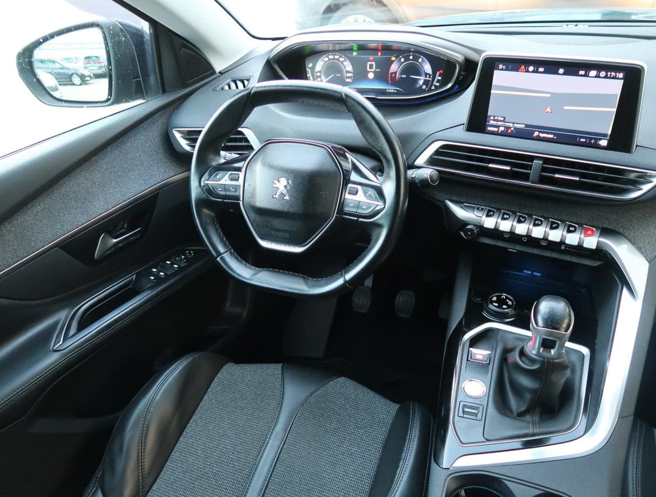 2017 Peugeot 5008 - 9