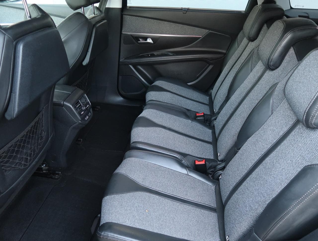 2017 Peugeot 5008 - 15