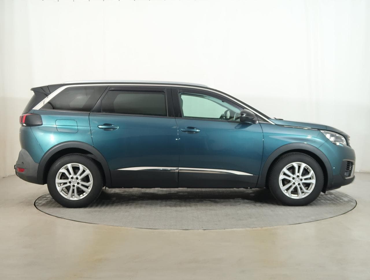 2017 Peugeot 5008 - 8