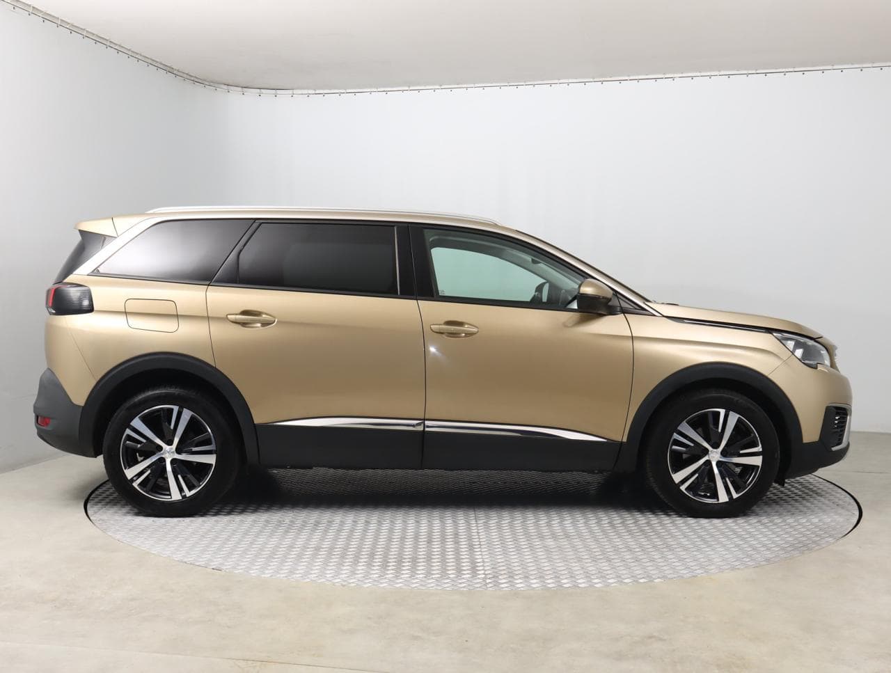 2018 Peugeot 5008 - 8