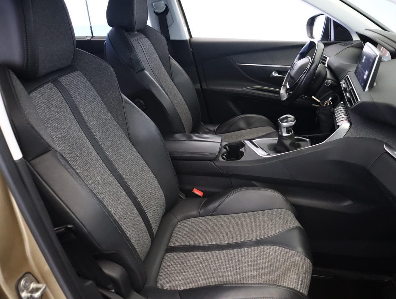 2018 Peugeot 5008 - 10