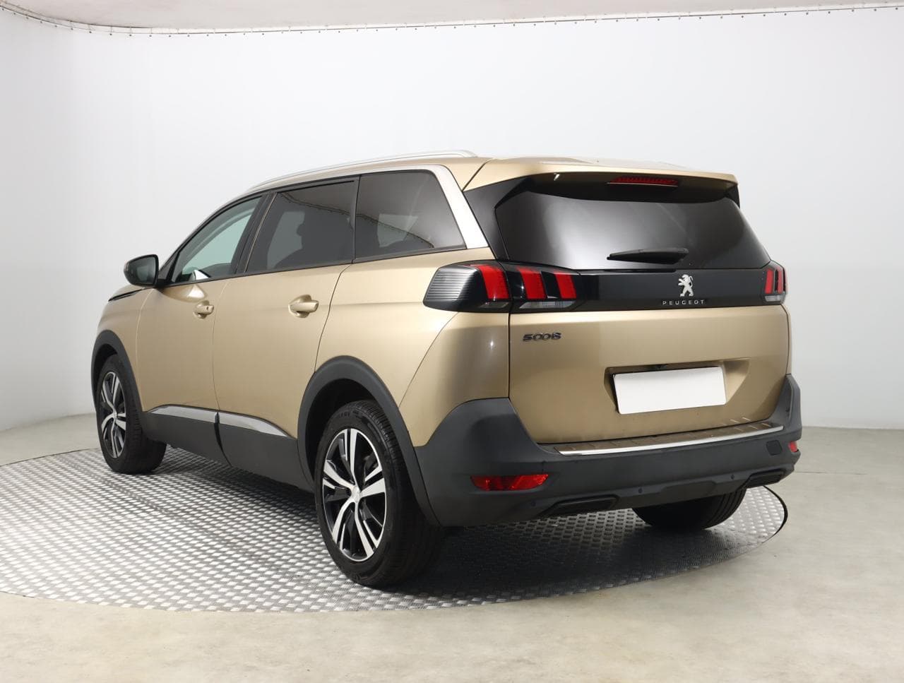 2018 Peugeot 5008 - 5