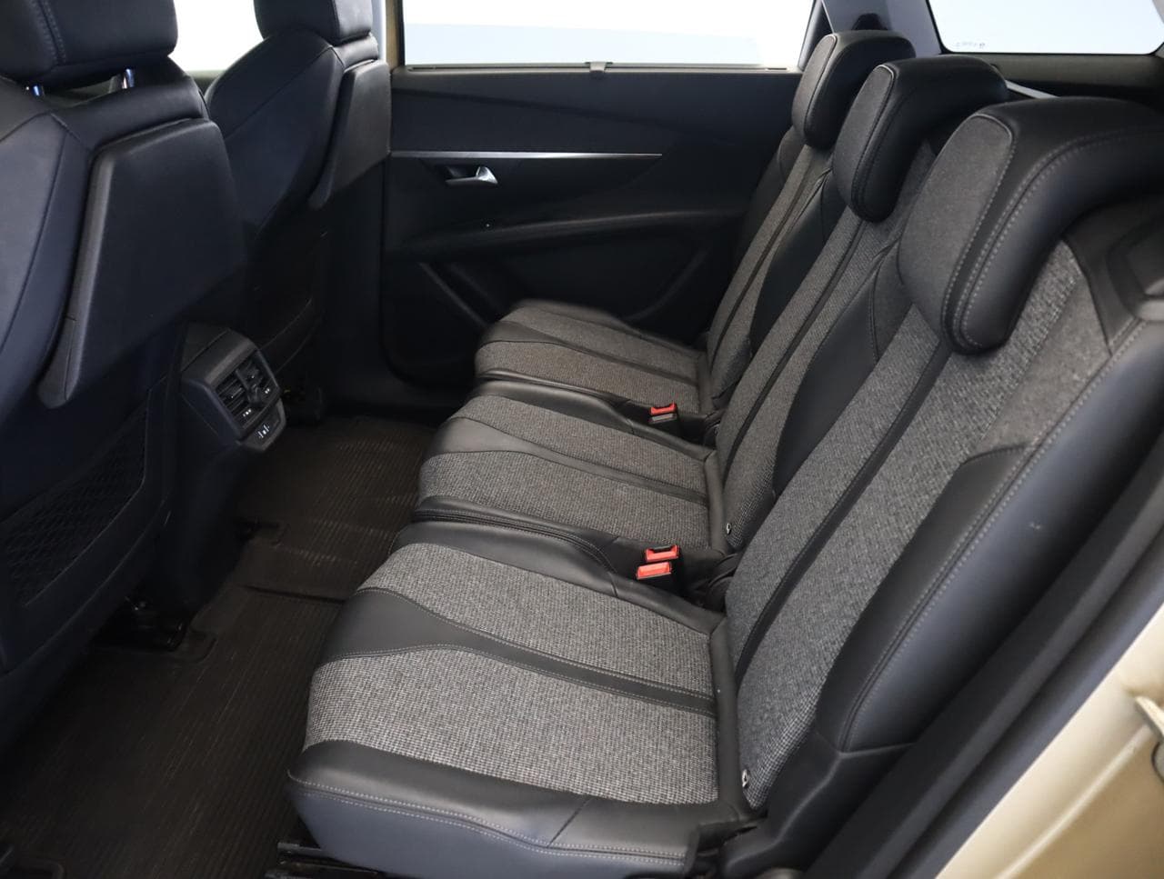 2018 Peugeot 5008 - 13