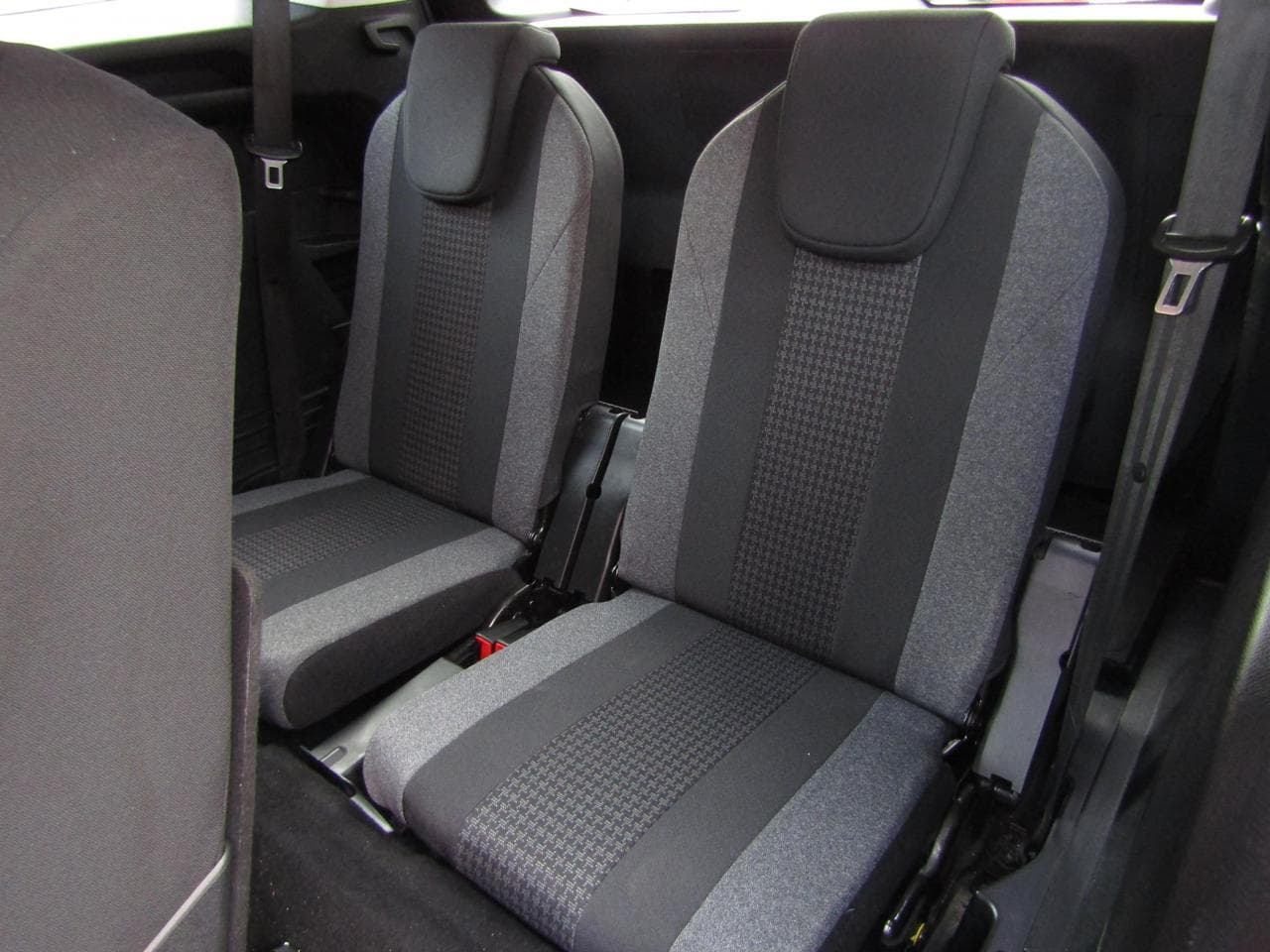 2018 Peugeot 5008 - 11