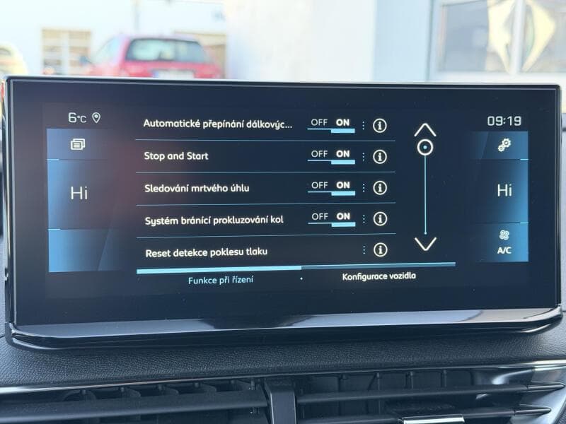 2025 Peugeot 5008 - 10